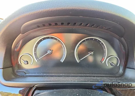 2015 BMW 528 I z USA, uszkodzony, nr VIN WBA5A5C54FD522264